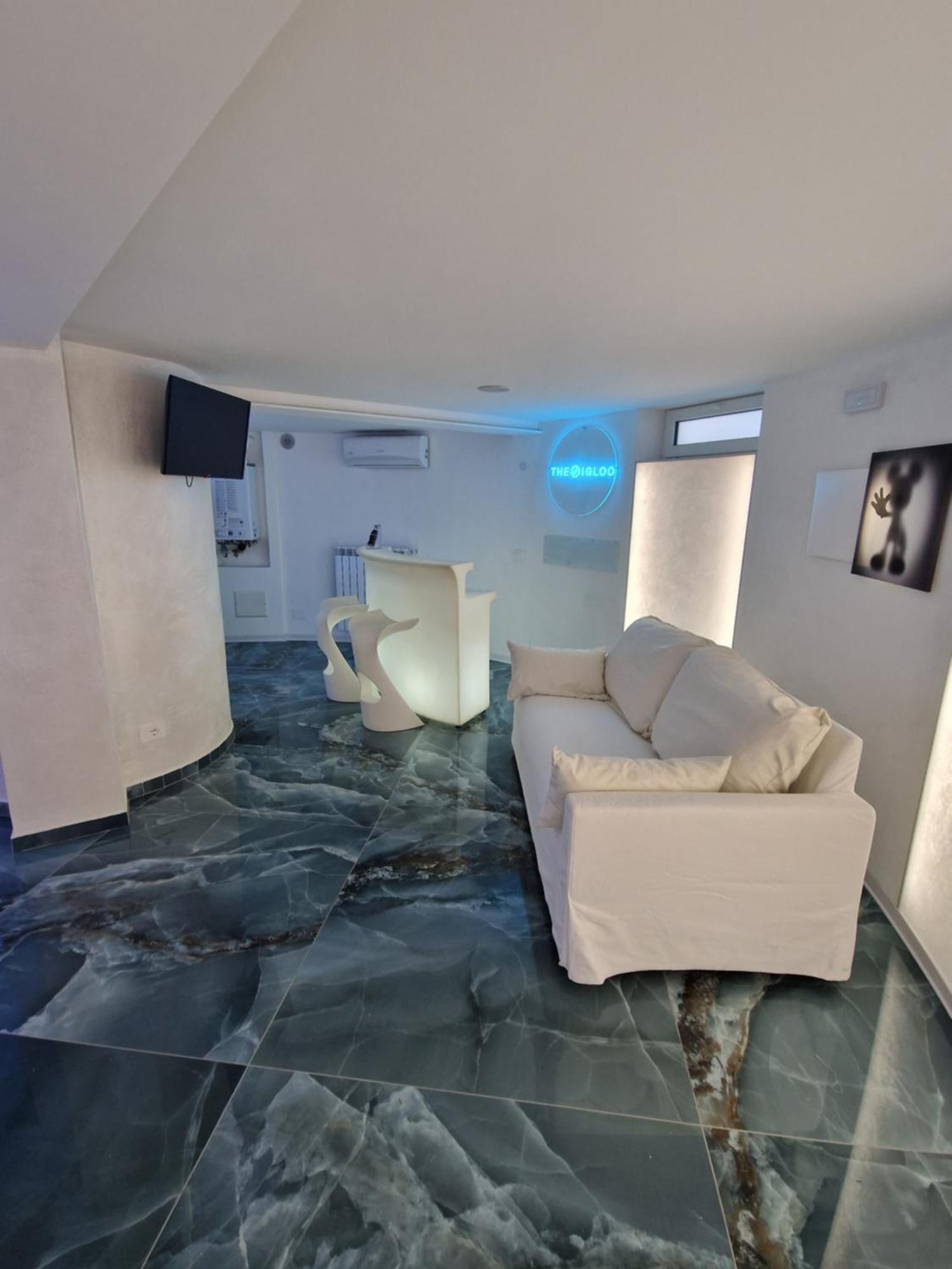 Вилла The Igloo Milano Экстерьер фото