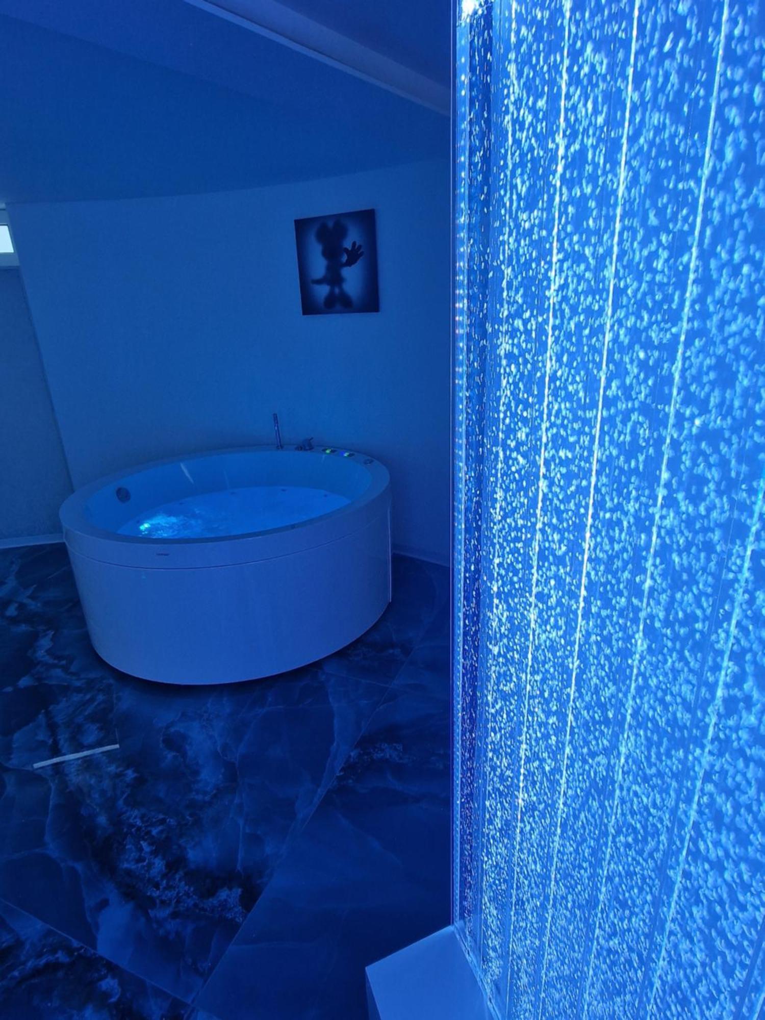 Вилла The Igloo Milano Экстерьер фото
